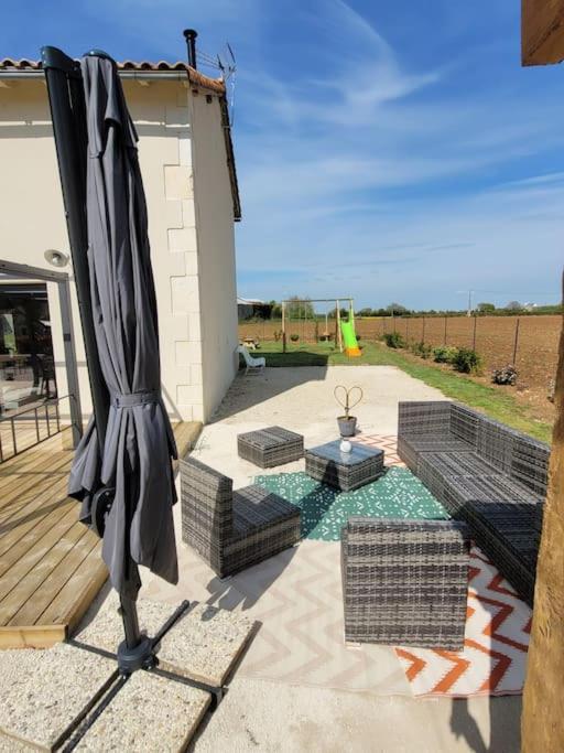 Maison Poitevine 9/10 Personnes Chaunay Exterior photo